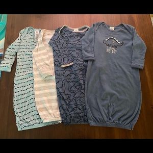 Gerber Sleeper Gowns 0-6 Dinosaurs
